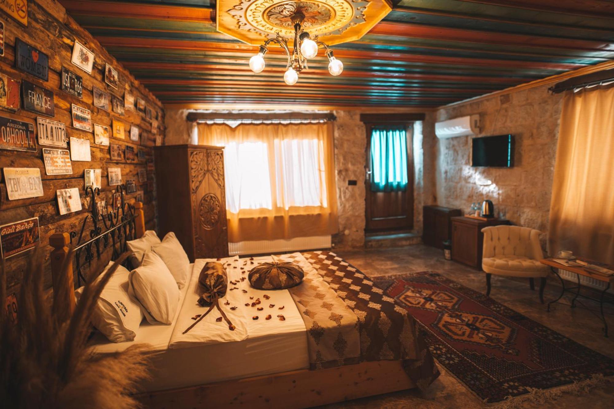 Bed and Breakfast Cavusin Cave House-Cappadocia Göreme Exterior foto