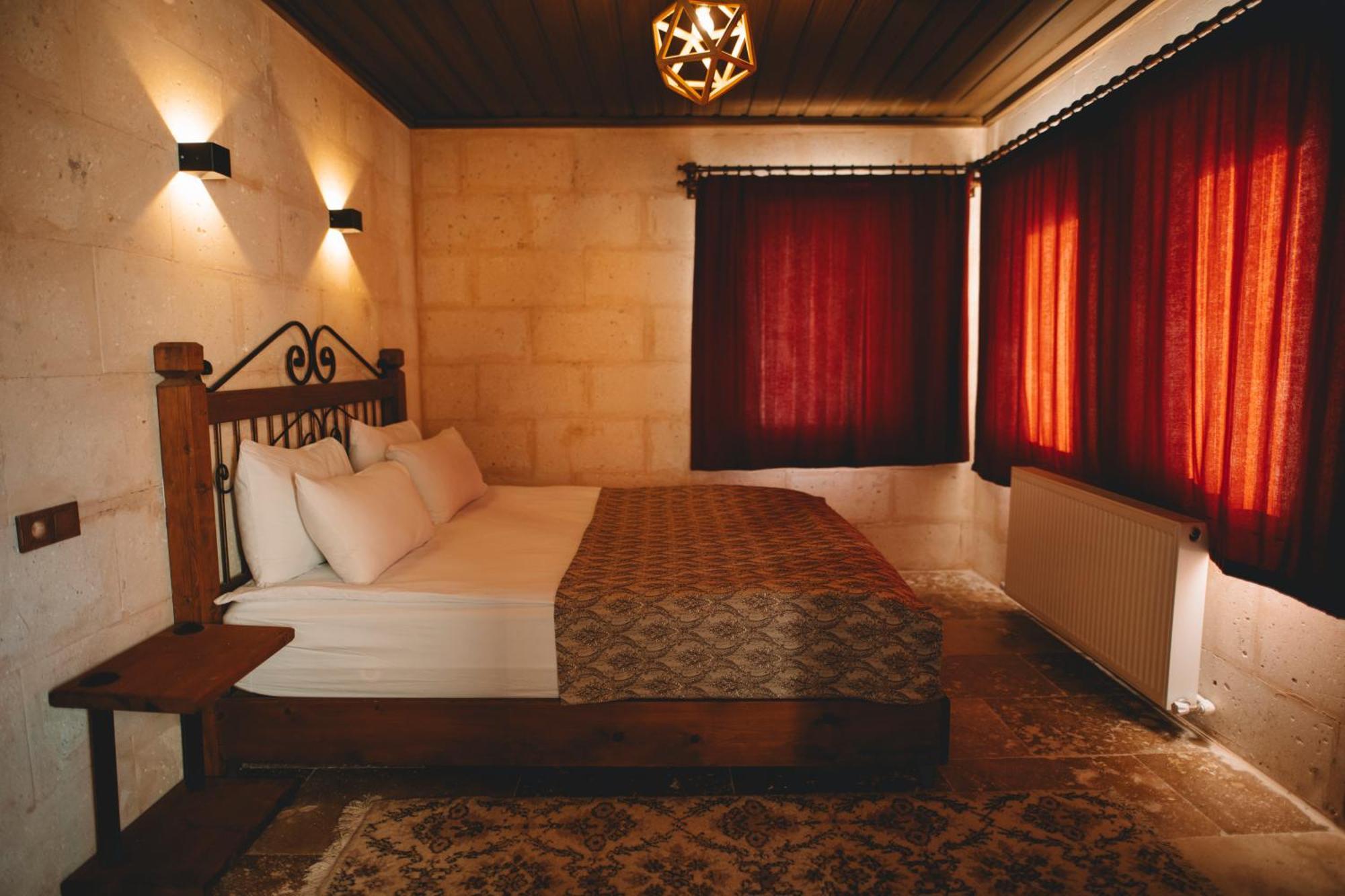 Bed and Breakfast Cavusin Cave House-Cappadocia Göreme Exterior foto